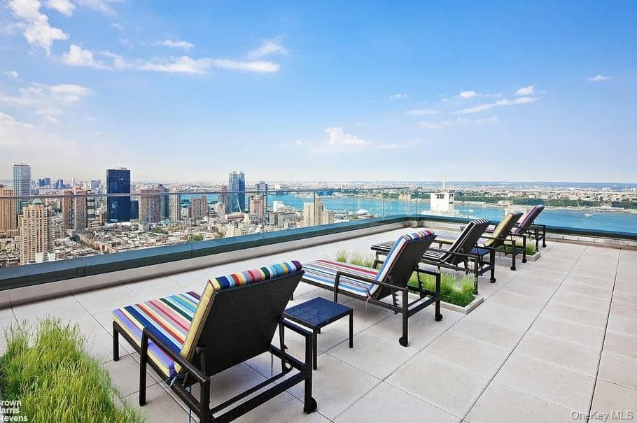 322 W 57th Street Unit: 37H thumbnail 12