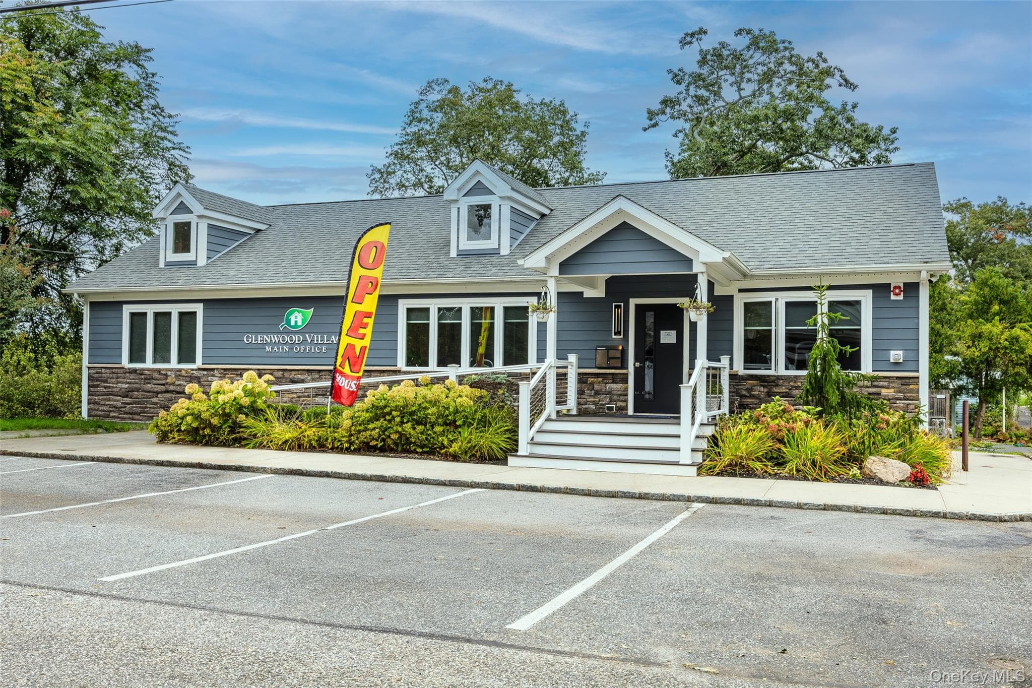 1661 Old Country Road Unit: 560 thumbnail 41