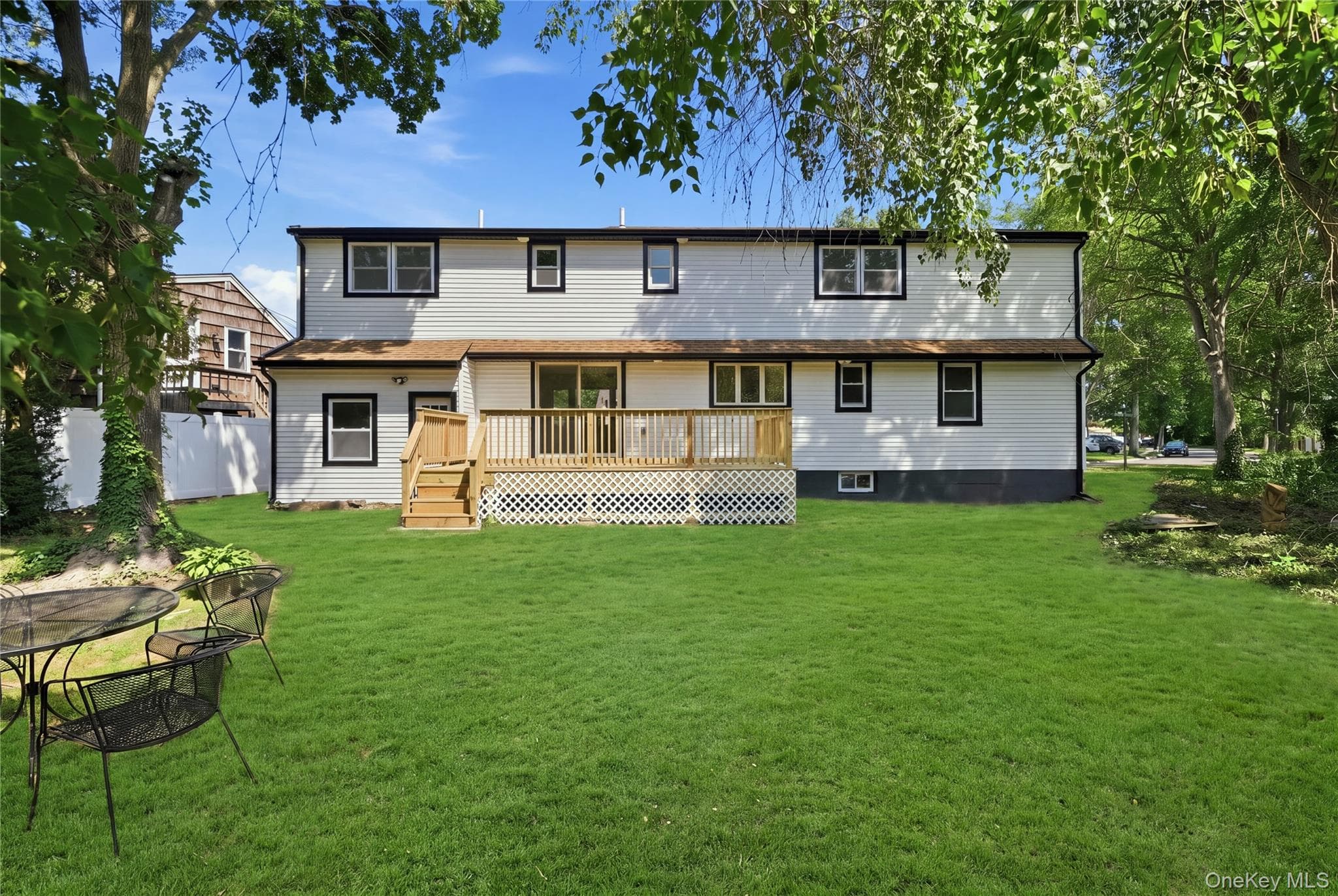 930 Park Drive thumbnail 33