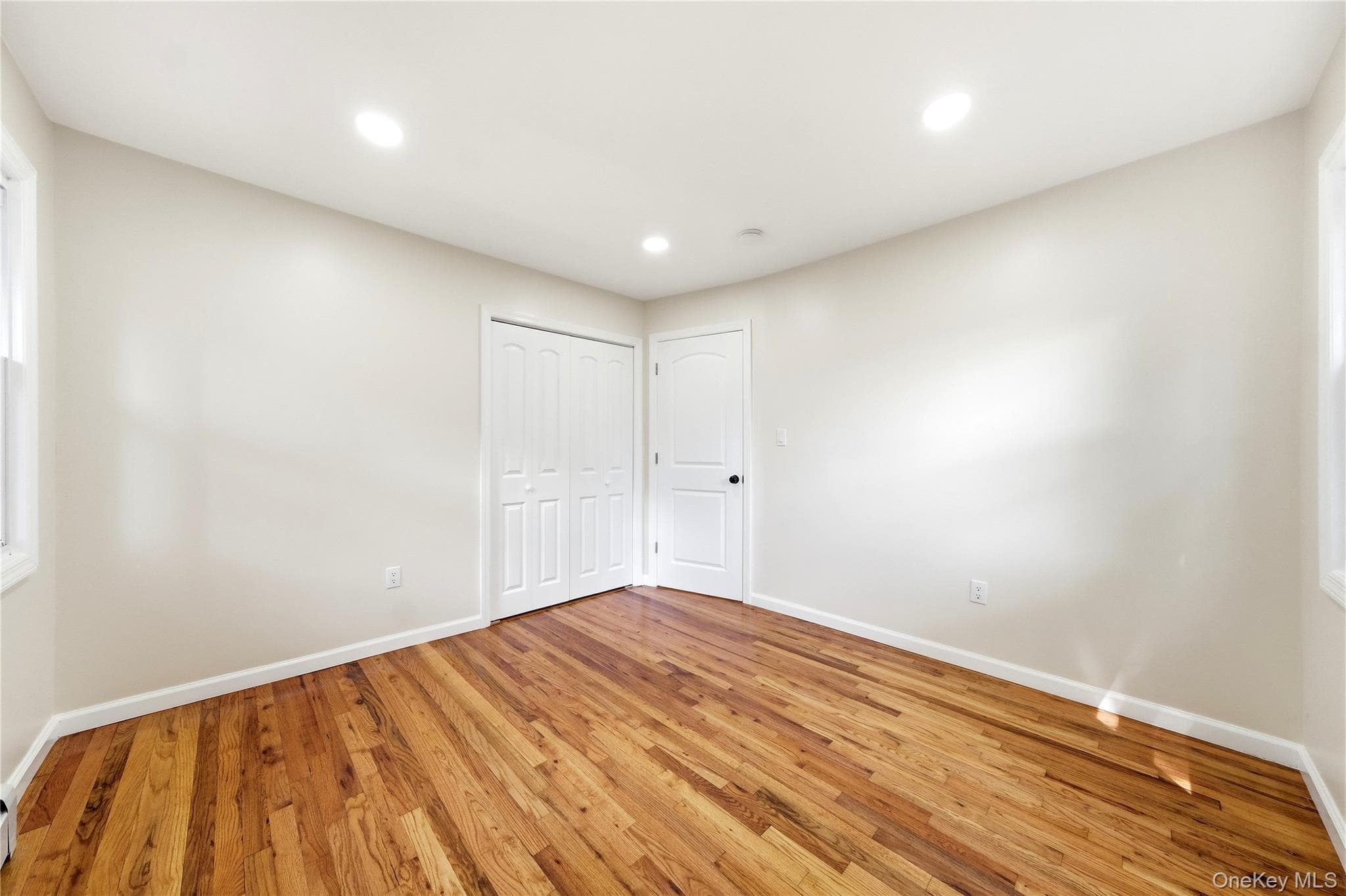 930 Park Drive thumbnail 18