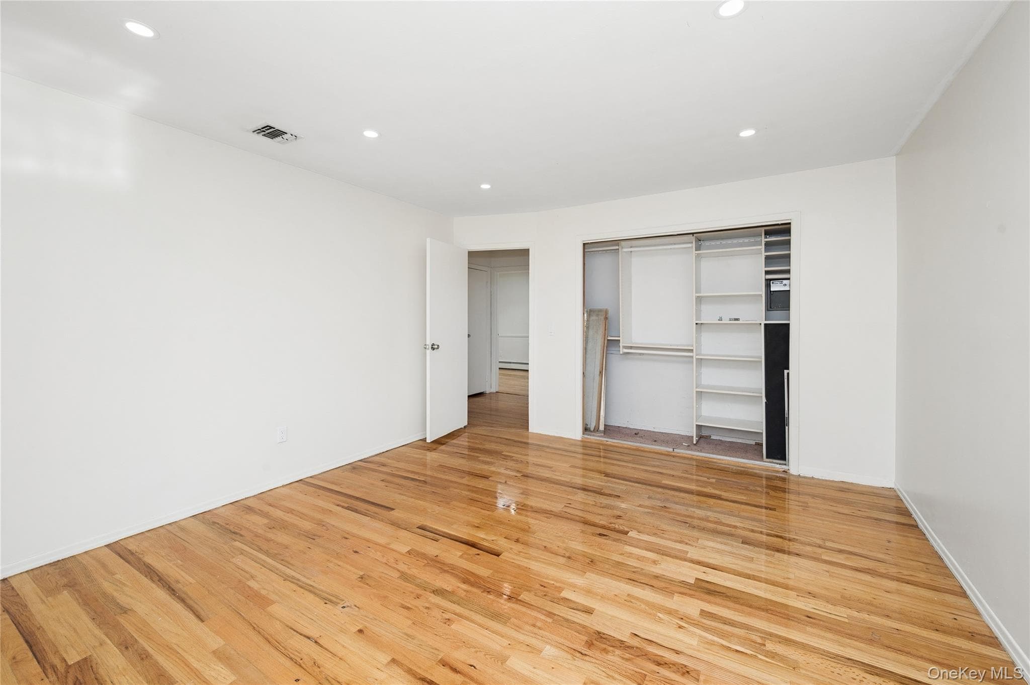 2625 Riverside Drive thumbnail 17