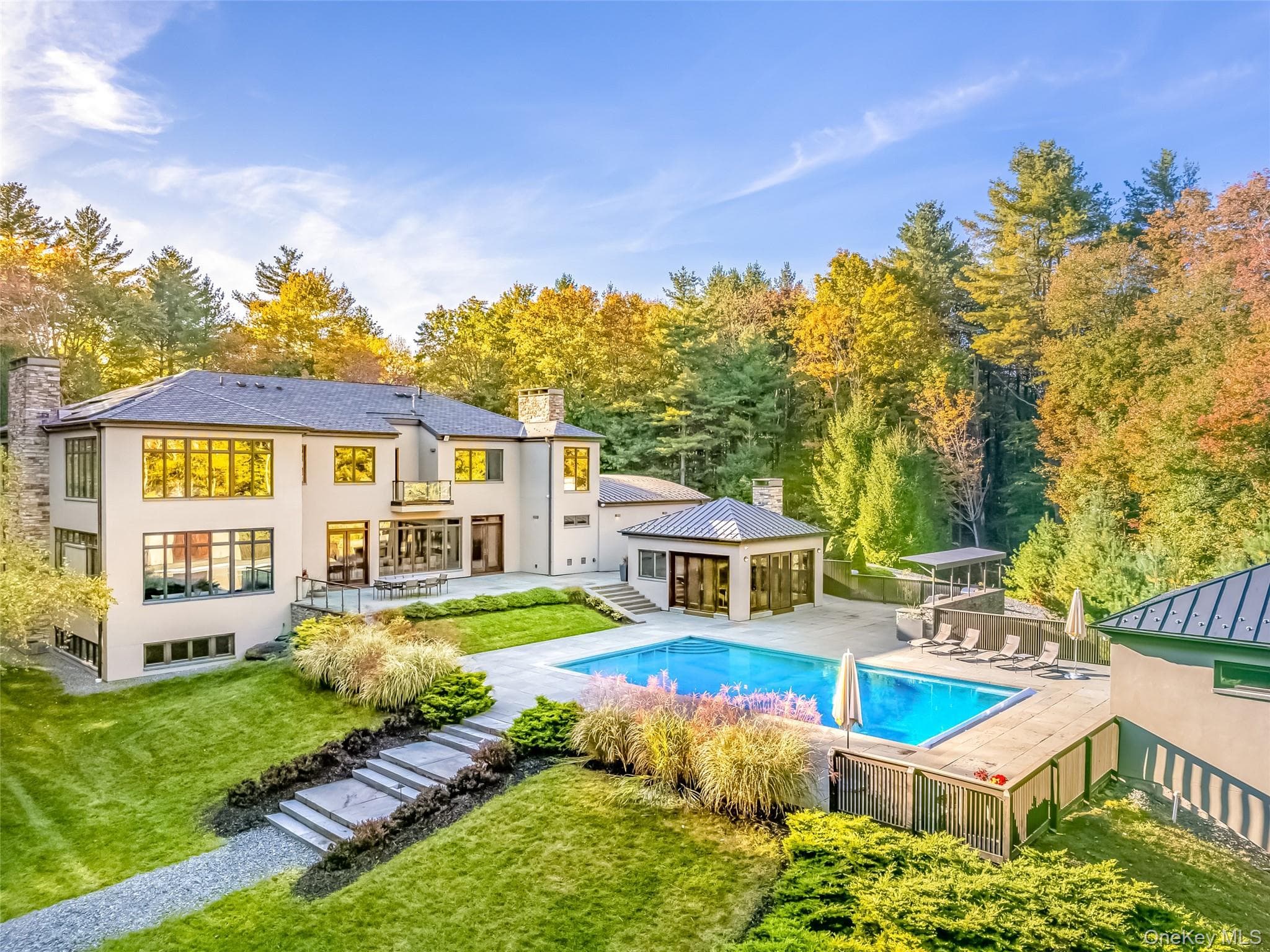 61 Top Ridge Trail, White Lake