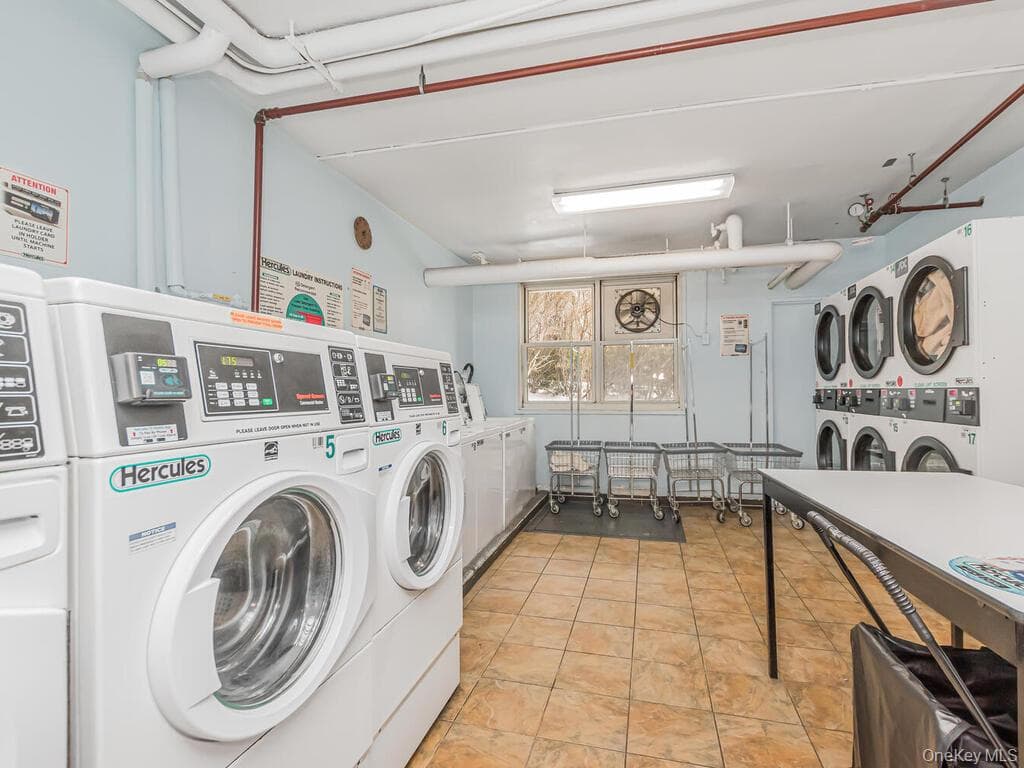 3935 Blackstone Avenue Unit: 8A thumbnail 16