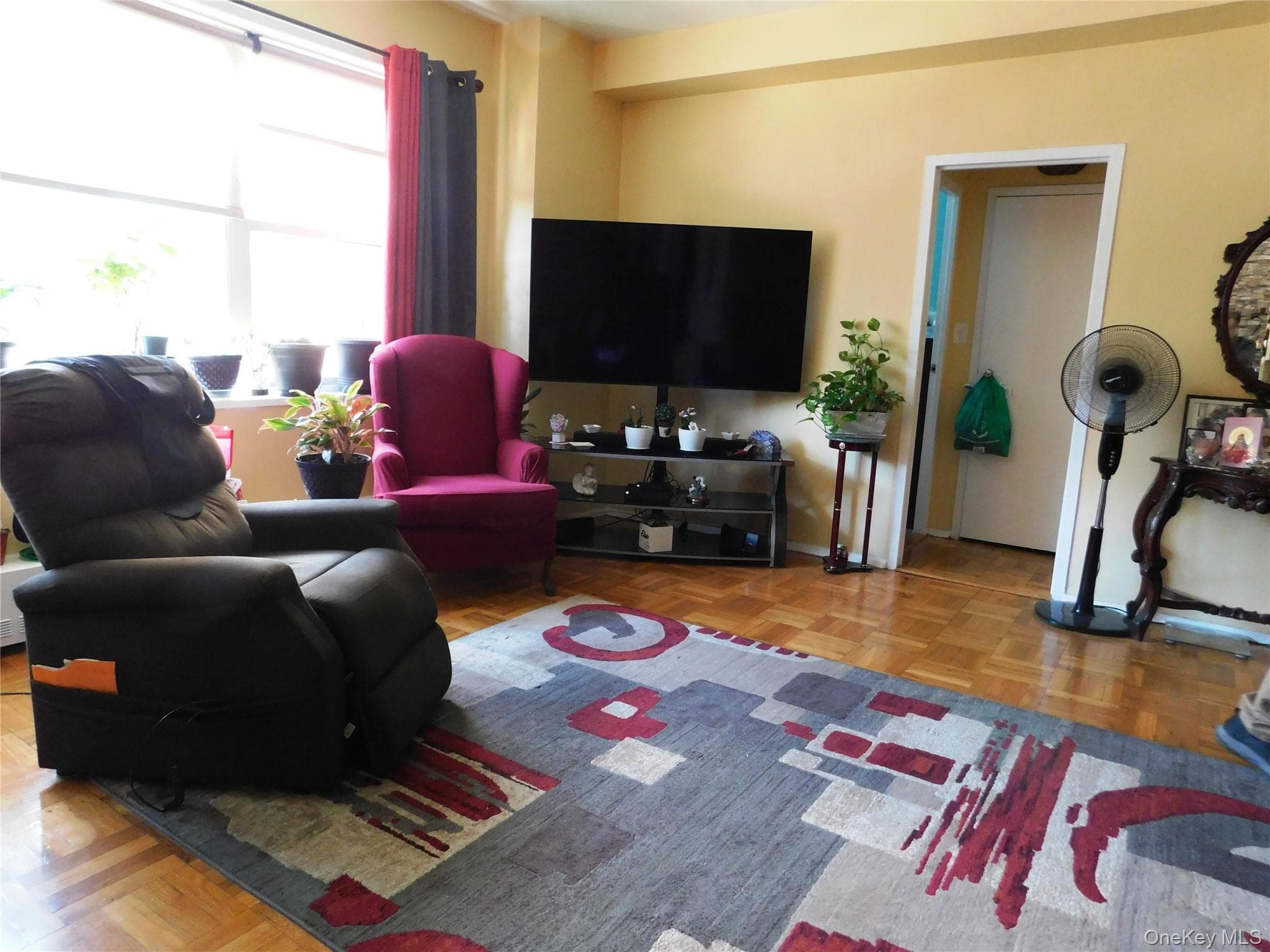 1 Fordham Hill Oval Unit: 2E thumbnail 8