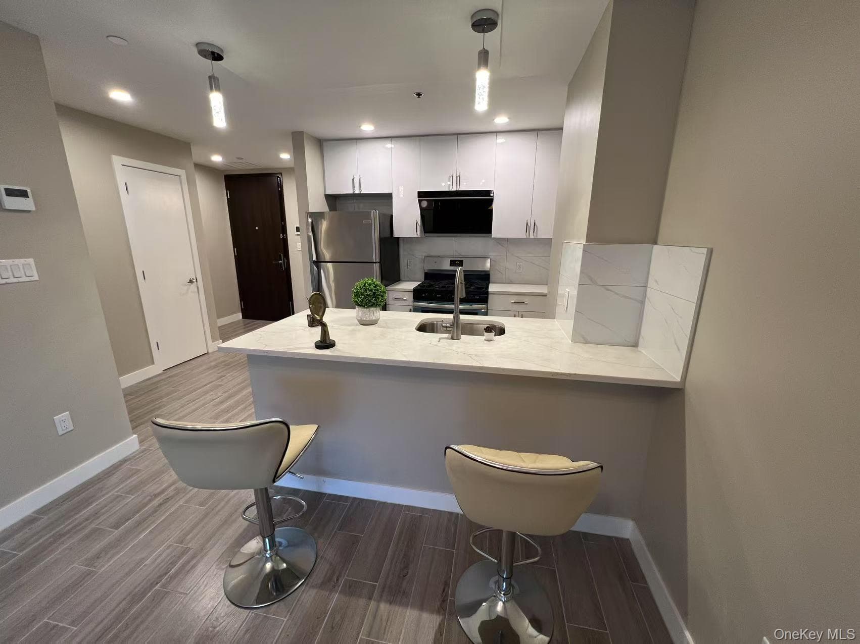 4218 147th Street Unit: 2A photo 1
