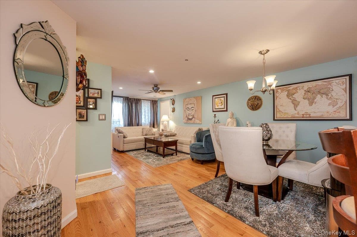 185 W Park Avenue Unit: 201 thumbnail 6