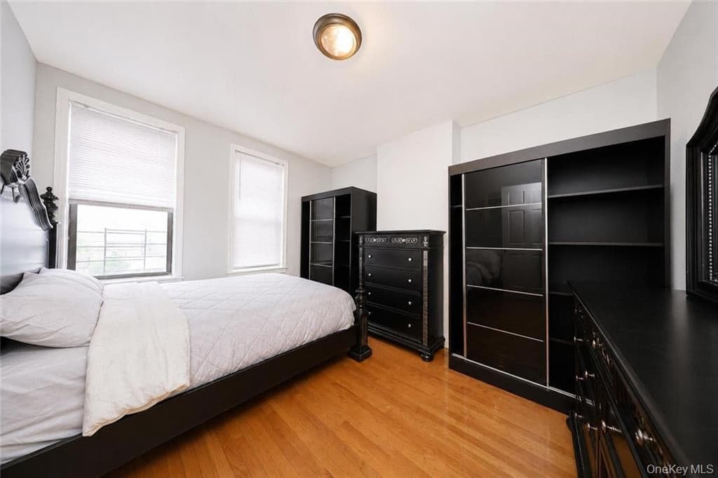 10 Bay Ridge Avenue thumbnail 22