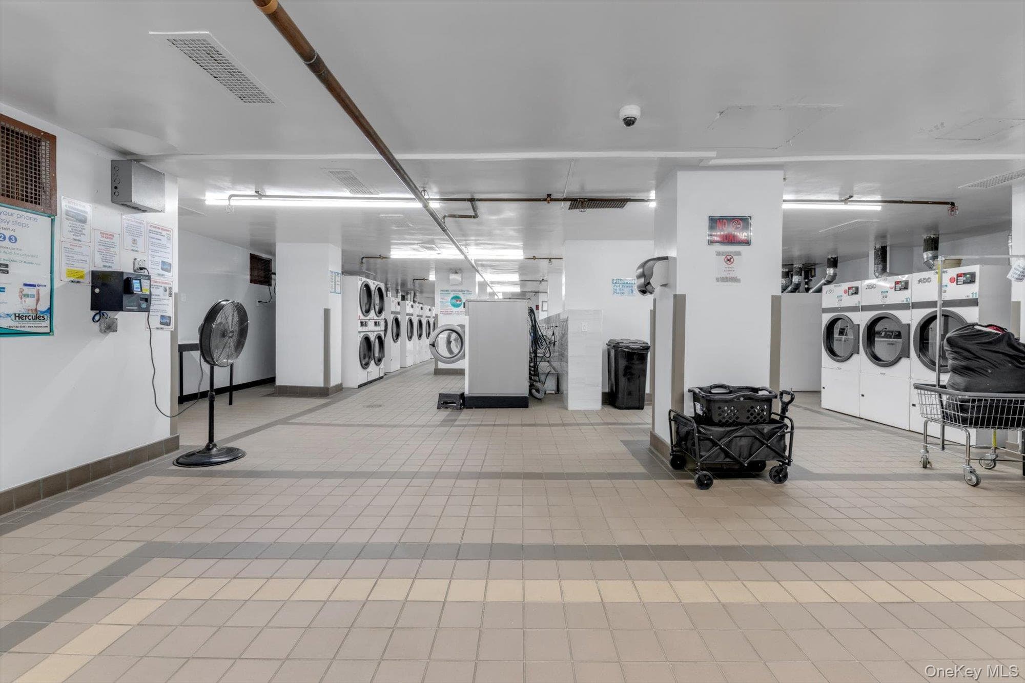 61-20 Grand Central Parkway Unit: A208 thumbnail 13