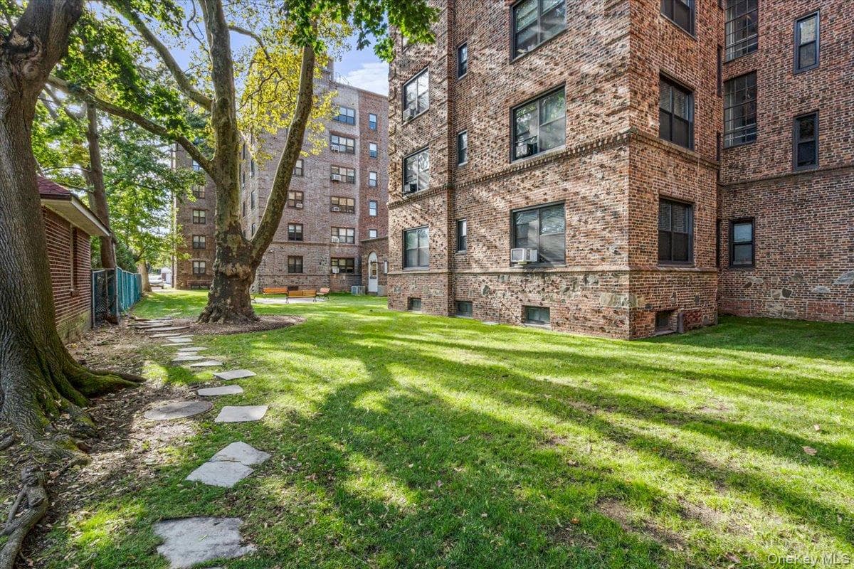 141 Woodmere Boulevard Unit: 3C thumbnail 10