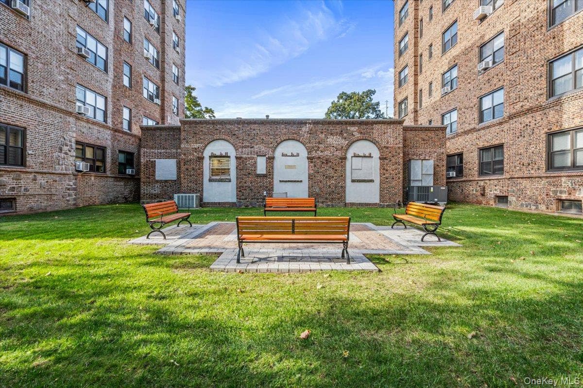 141 Woodmere Boulevard Unit: 3C thumbnail 11