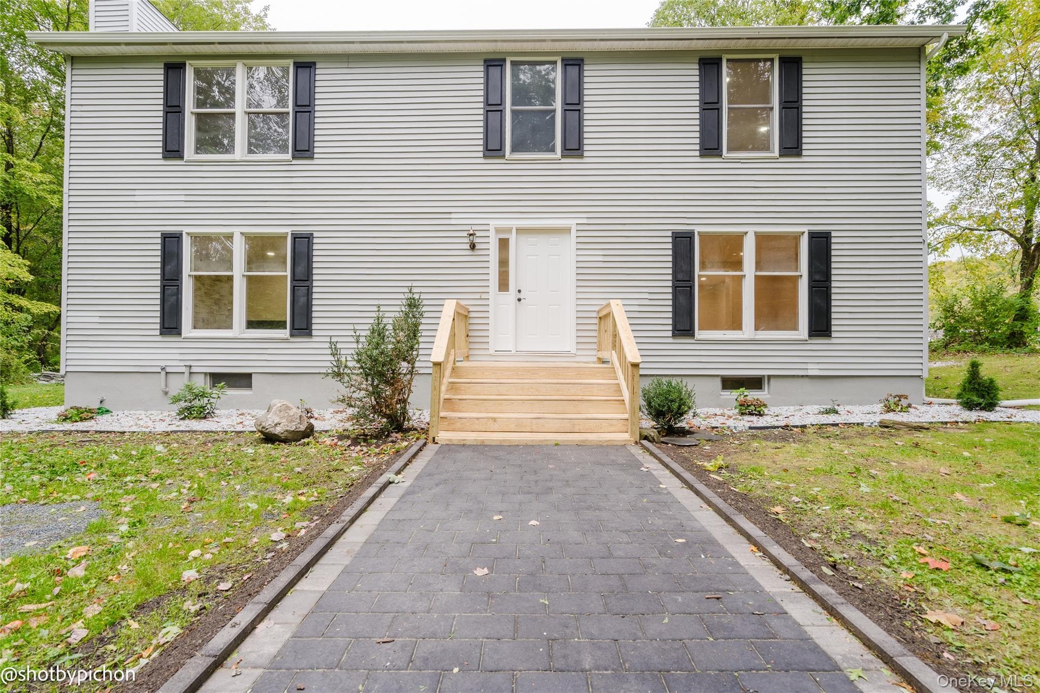 447 N Elting Corners Road thumbnail 48