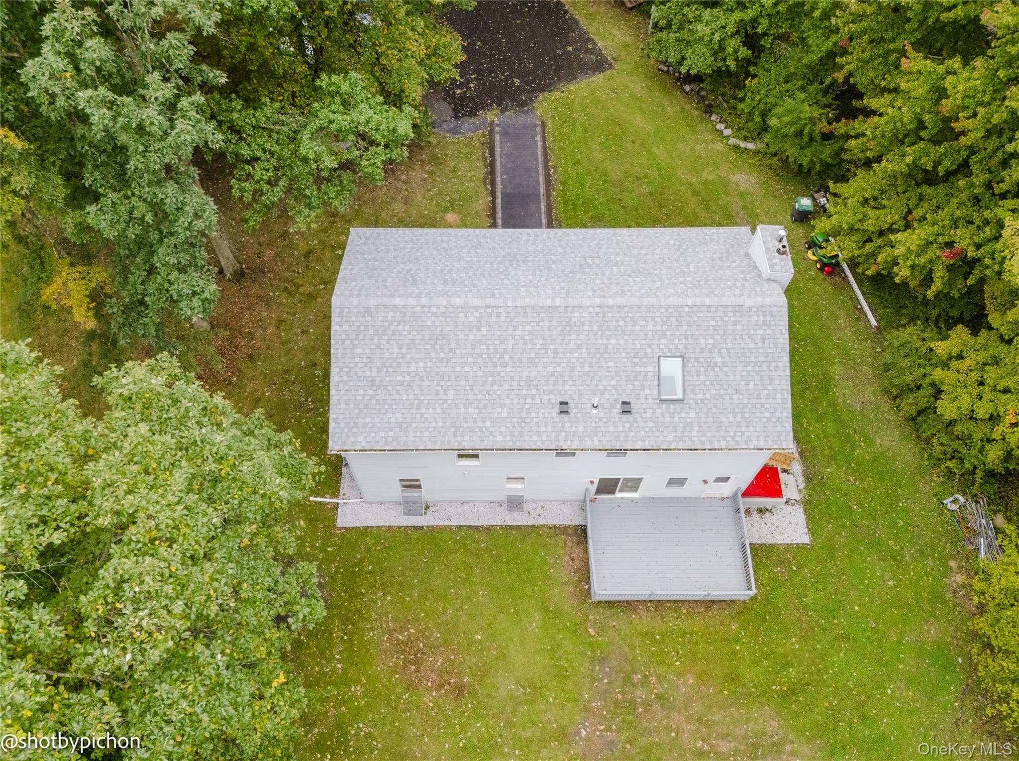 447 N Elting Corners Road thumbnail 47