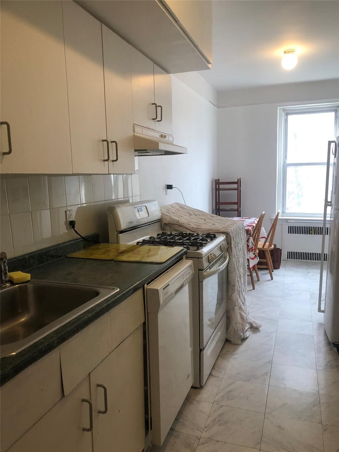 35-05 72 Street Unit: 2C thumbnail 10