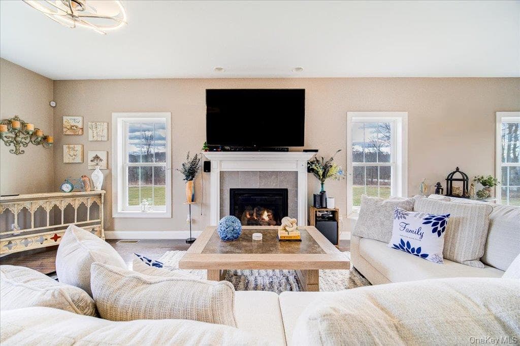 77 Houston Road thumbnail 16