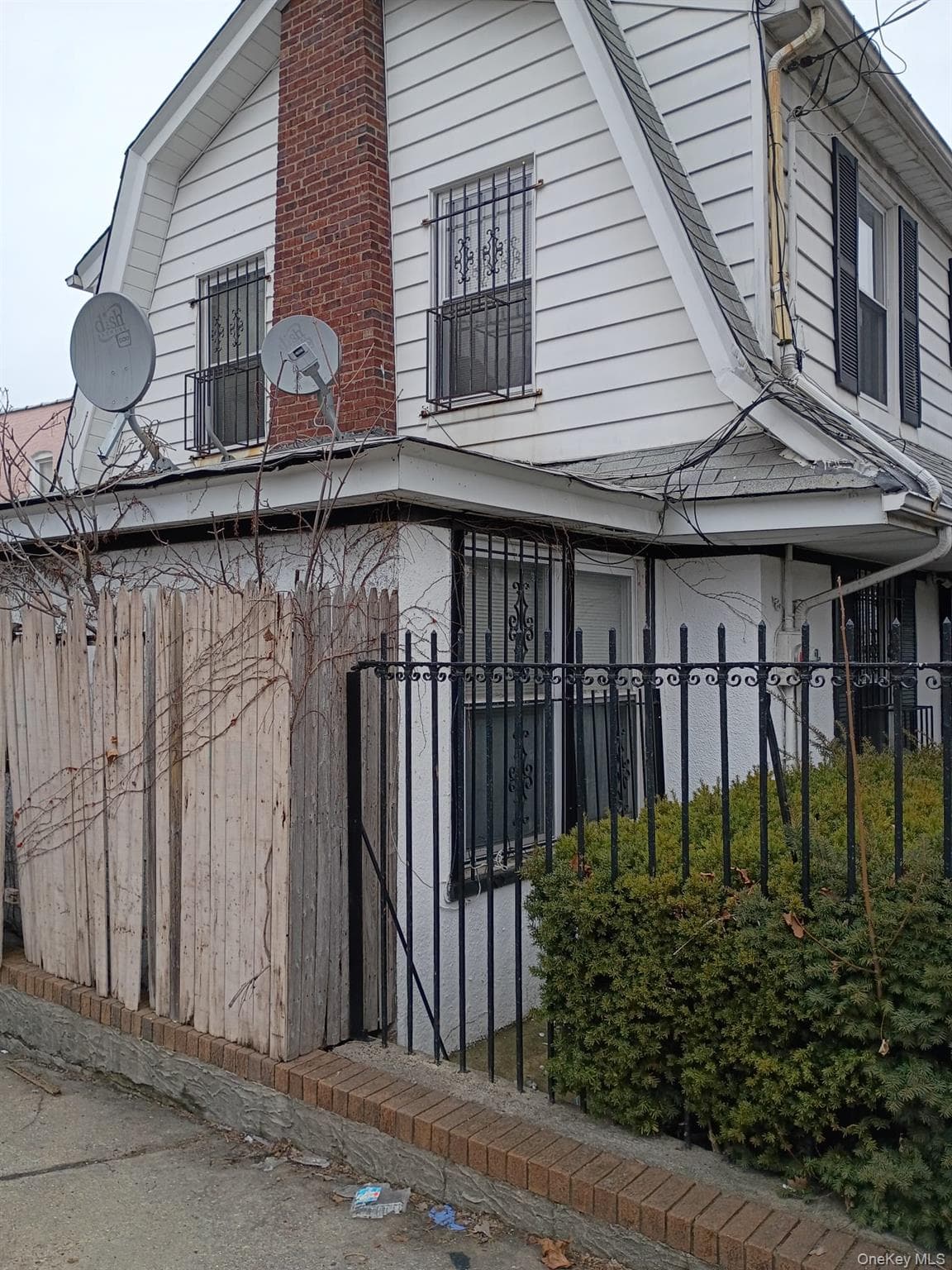 10237 Nicolls Avenue thumbnail 3