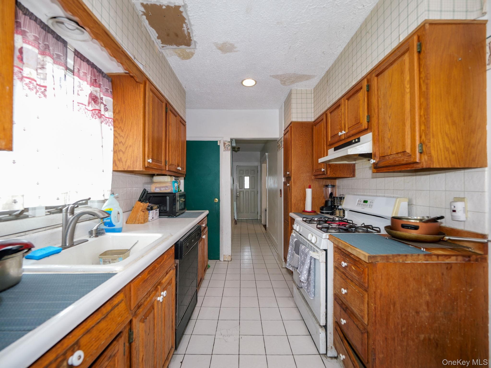 809 South Street thumbnail 16