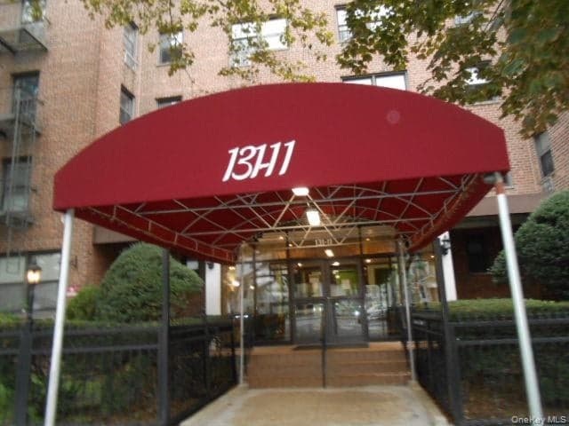 131-11 Kew Gardens Road Unit: 5B, Kew Gardens