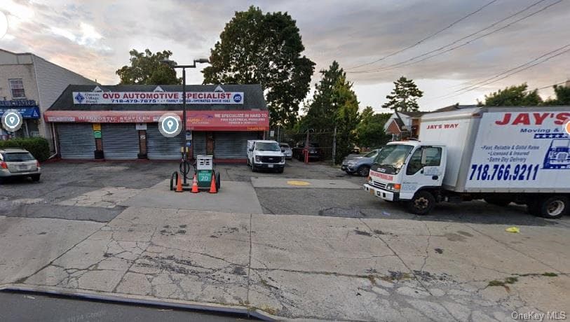 21802 Hillside Avenue photo 1
