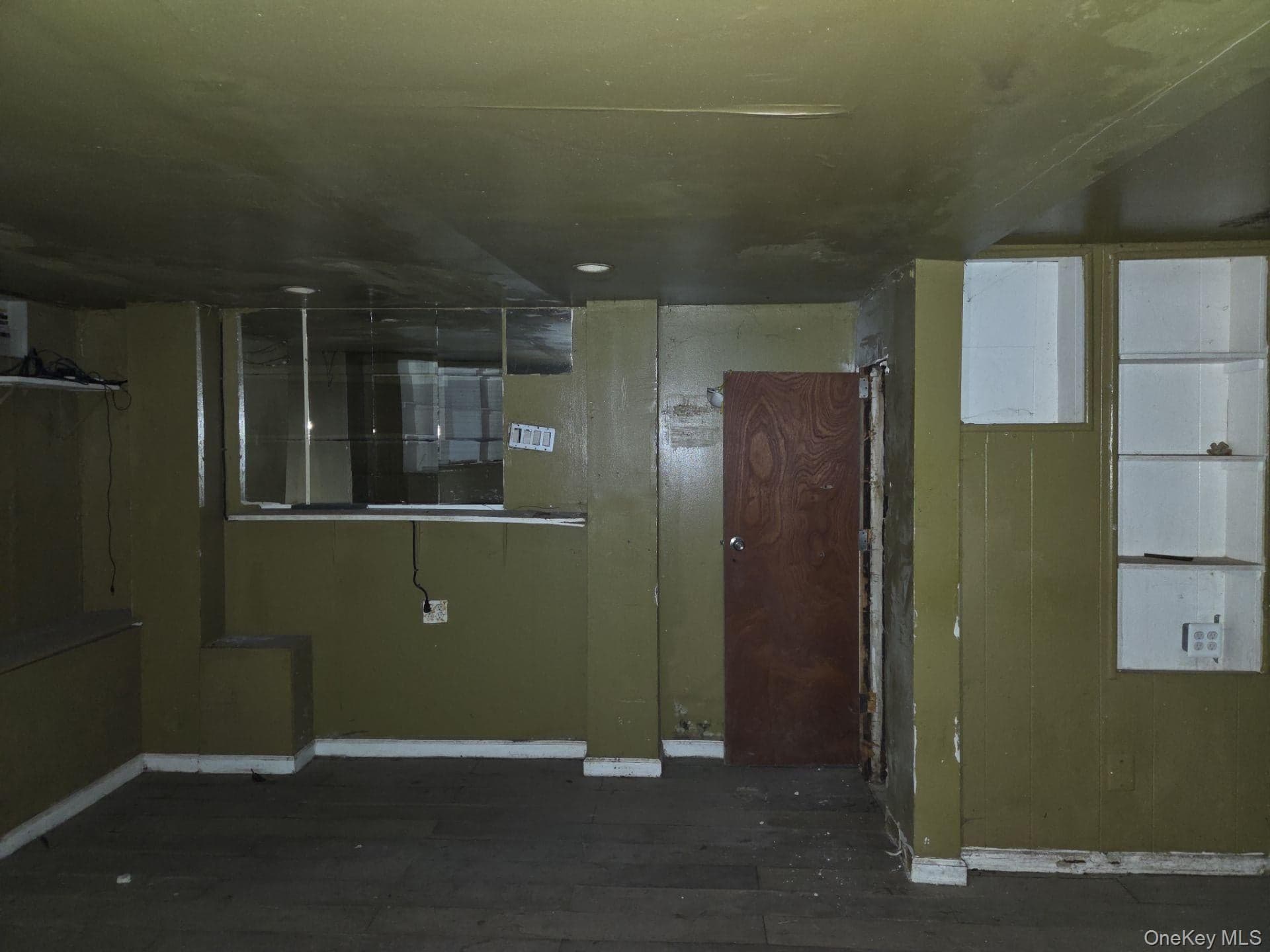 74 Utica Avenue thumbnail 8