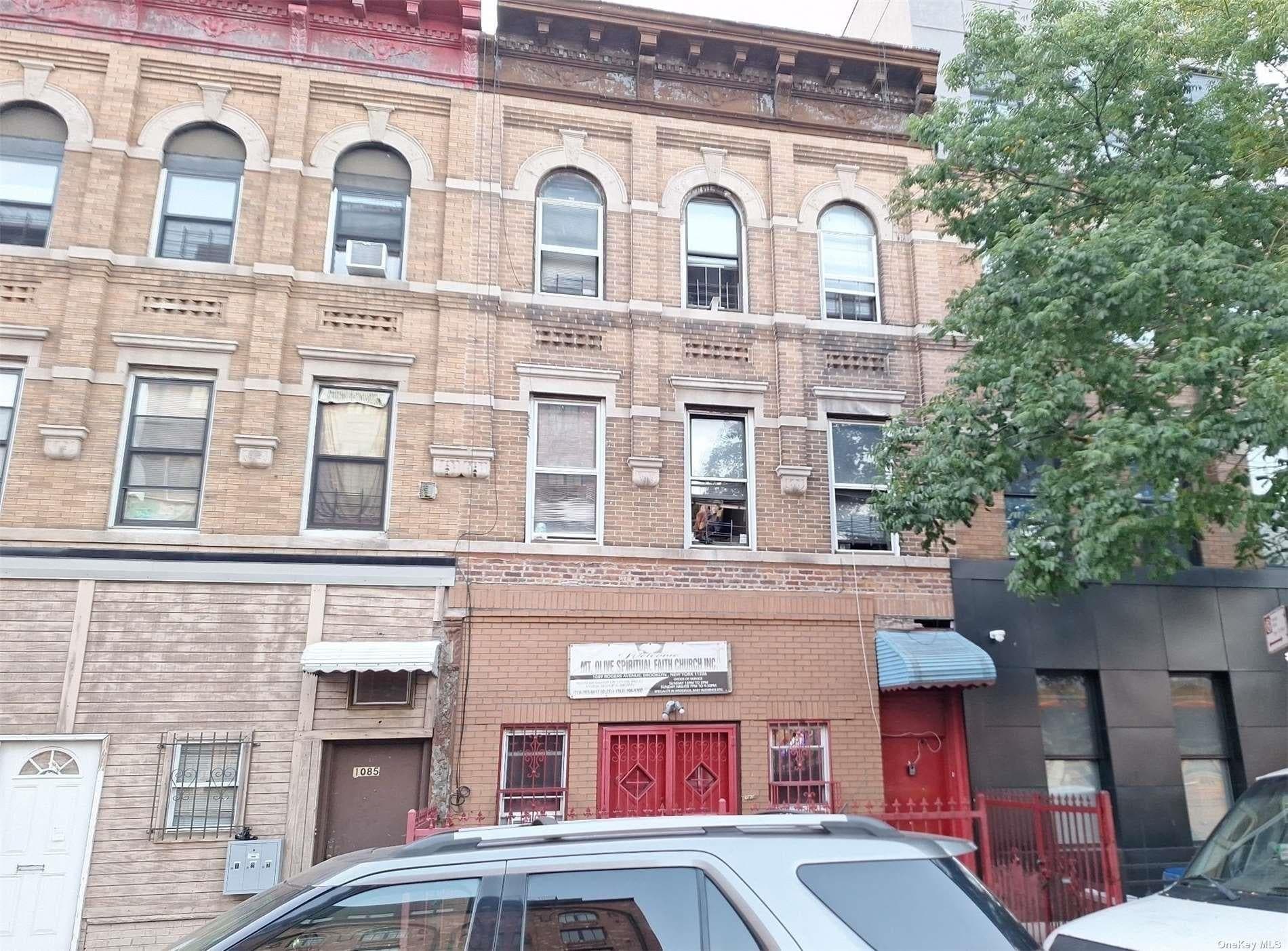 1089 Rogers Avenue thumbnail 5