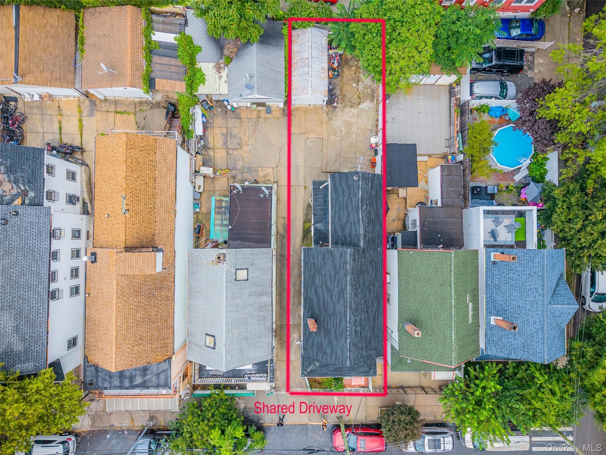 111-83 43rd Avenue thumbnail 12