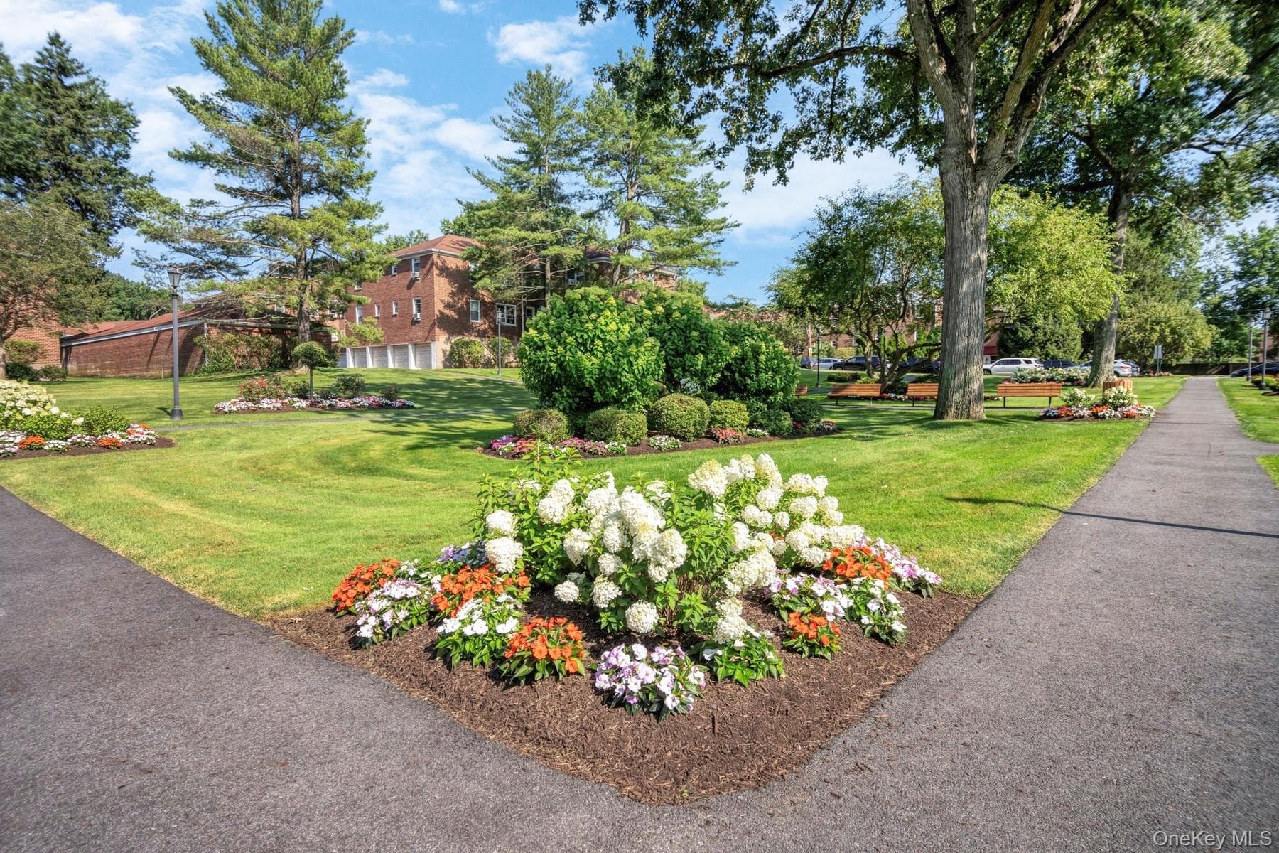 15 Bryant Crescent Unit: 2F thumbnail 25