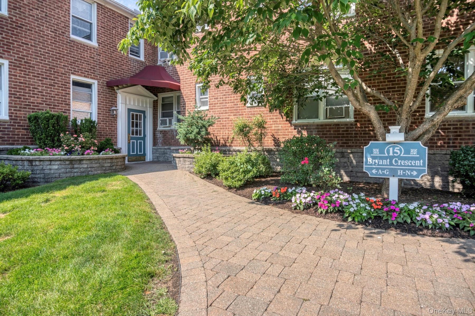 15 Bryant Crescent Unit: 2F thumbnail 3