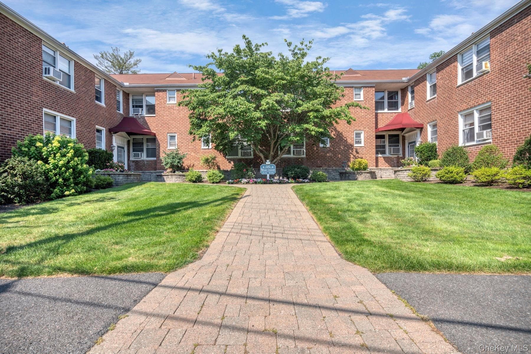 15 Bryant Crescent Unit: 2F, White Plains