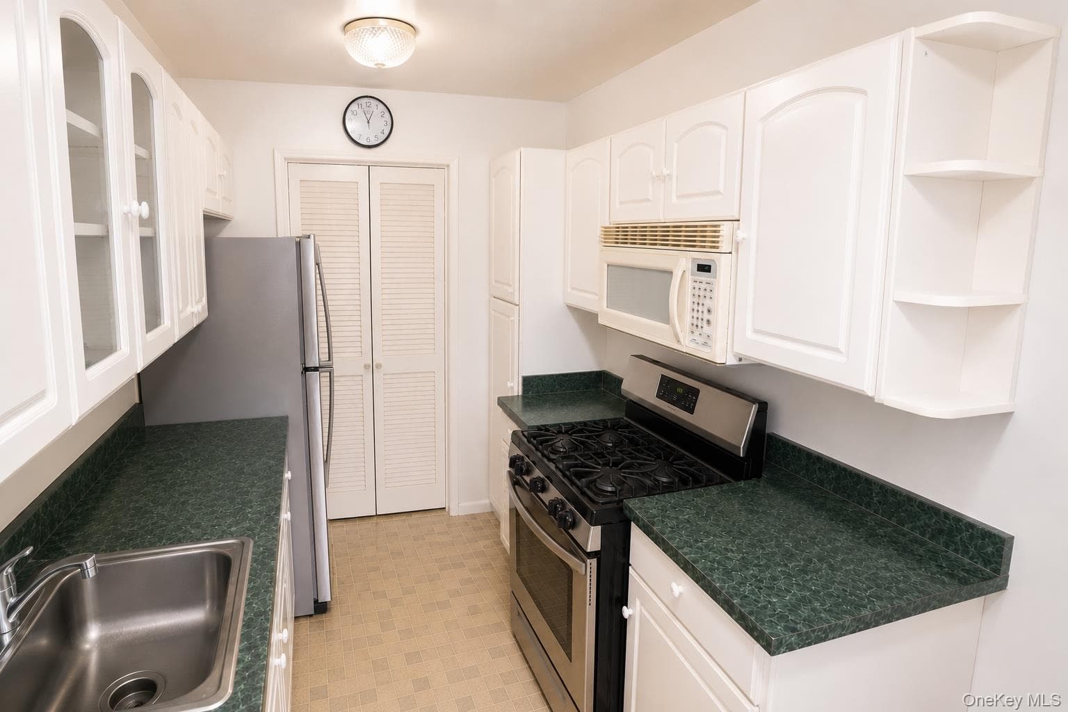 54-40 Little Neck Parkway Pkwy Unit: #4F thumbnail 8