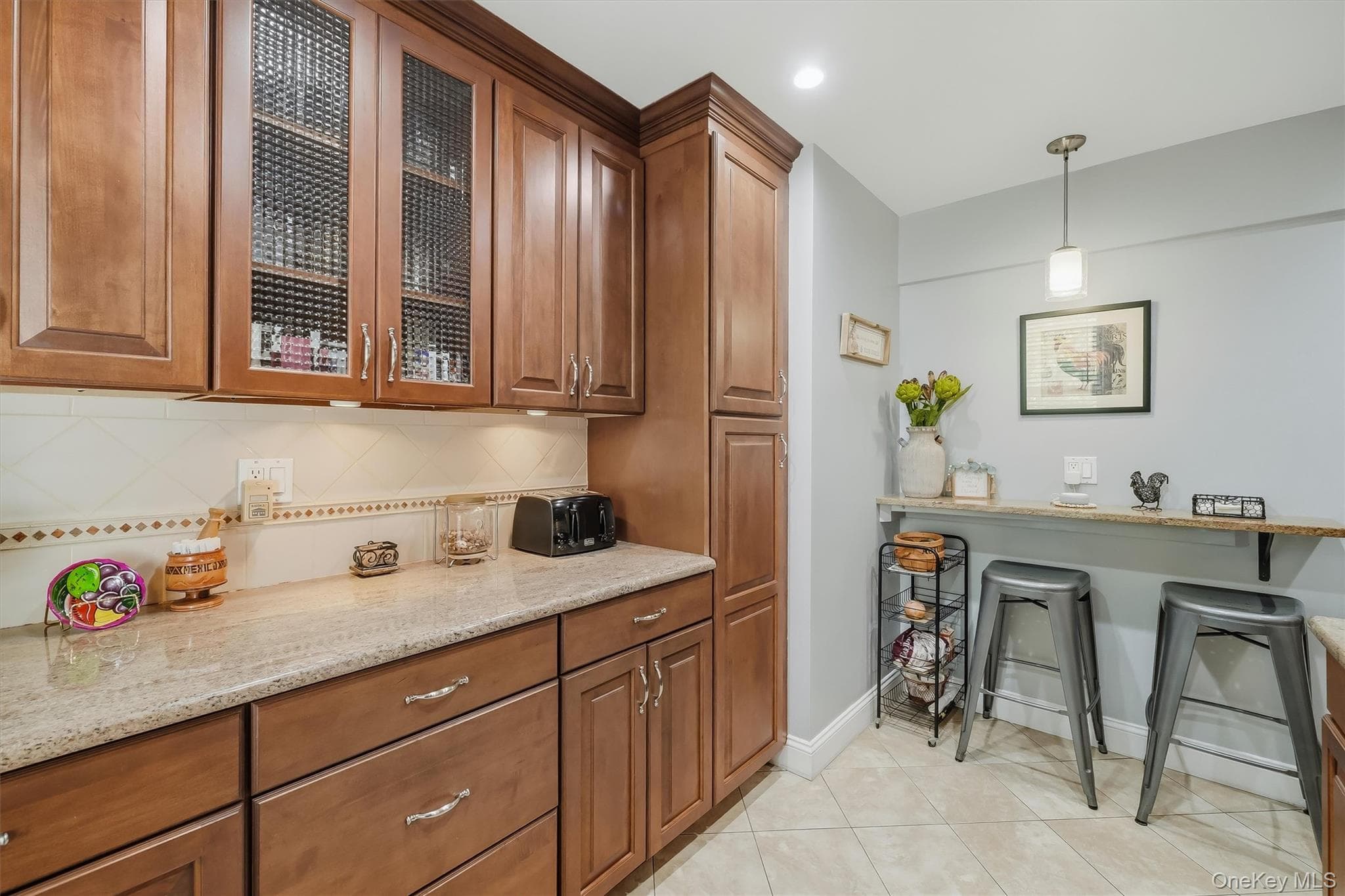 125 Bronx River Road Unit: 2F thumbnail 5