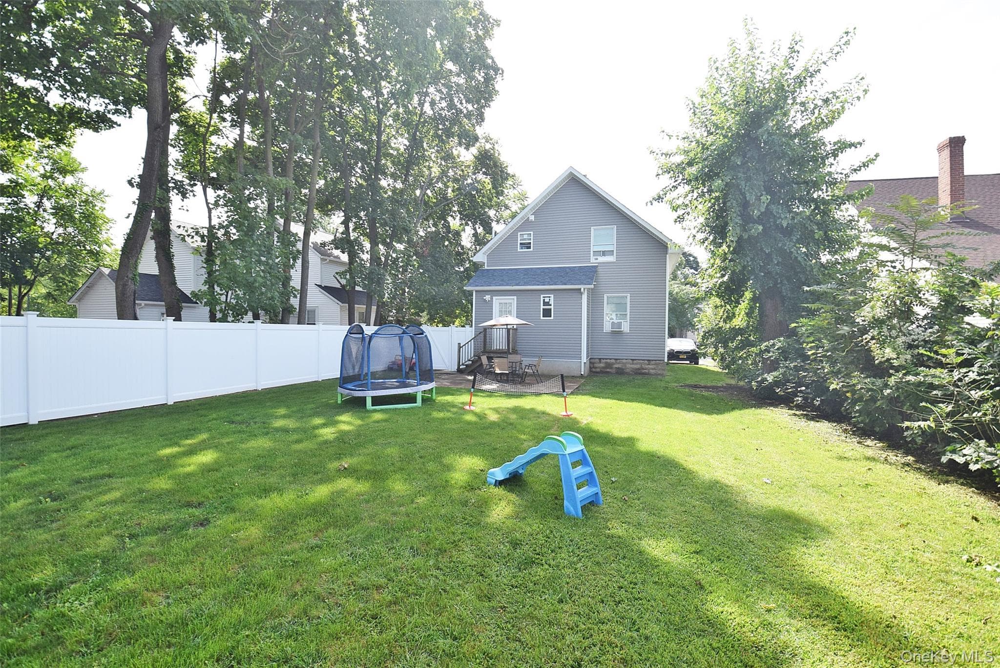 17 Maple Avenue thumbnail 24