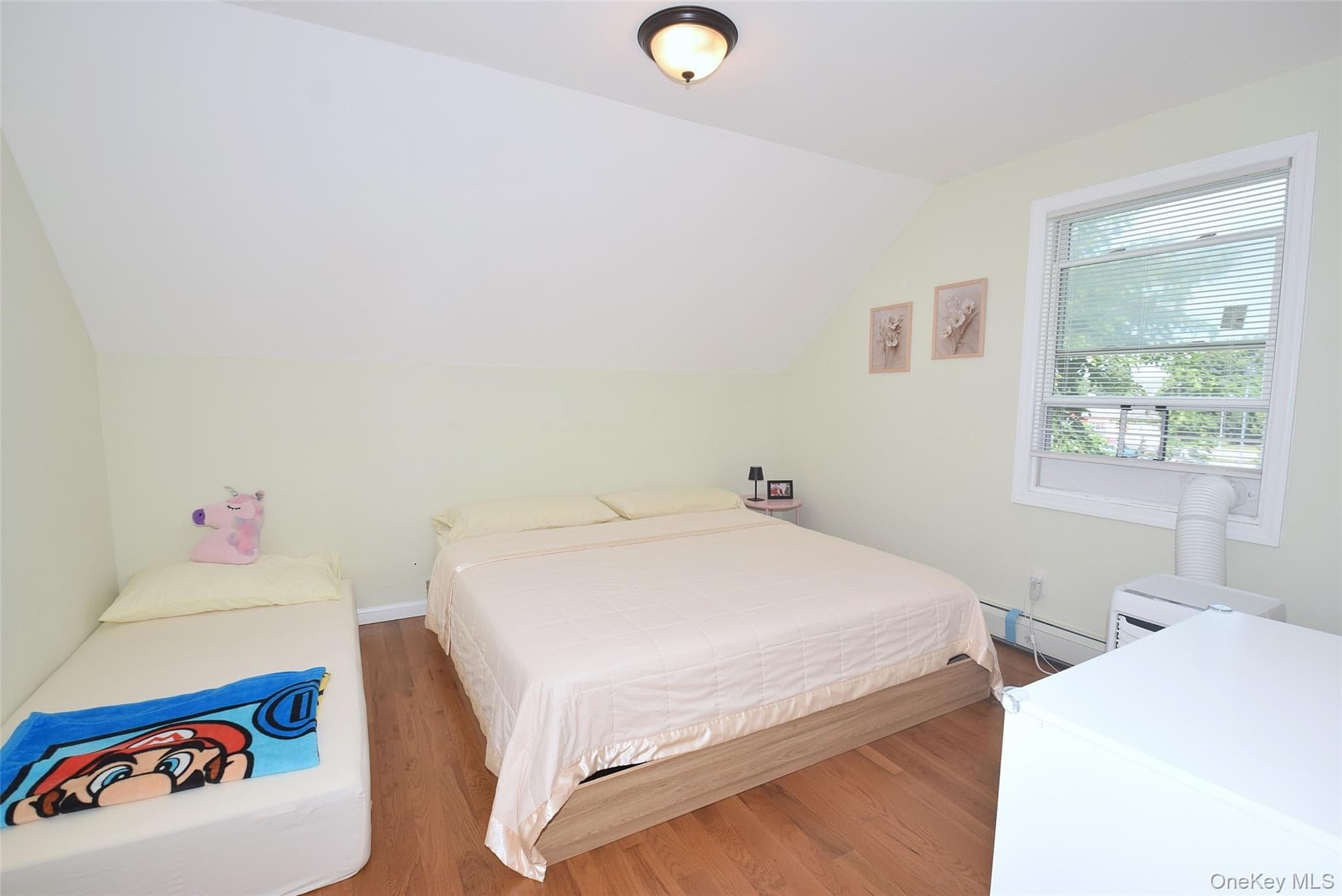 17 Maple Avenue thumbnail 16