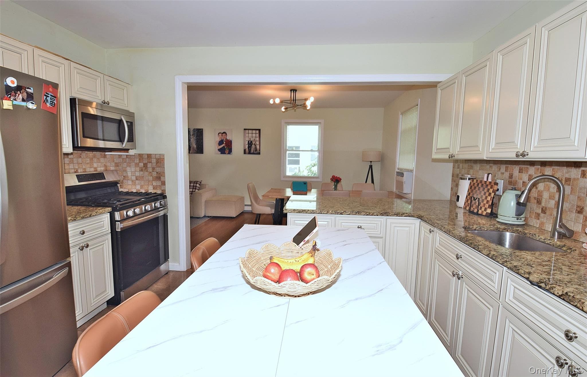 17 Maple Avenue thumbnail 13
