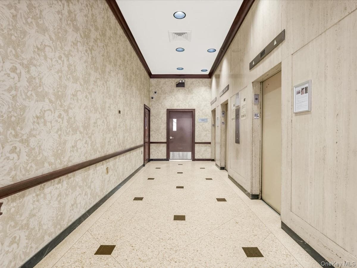 41-40 Union Street Unit: 8V thumbnail 5