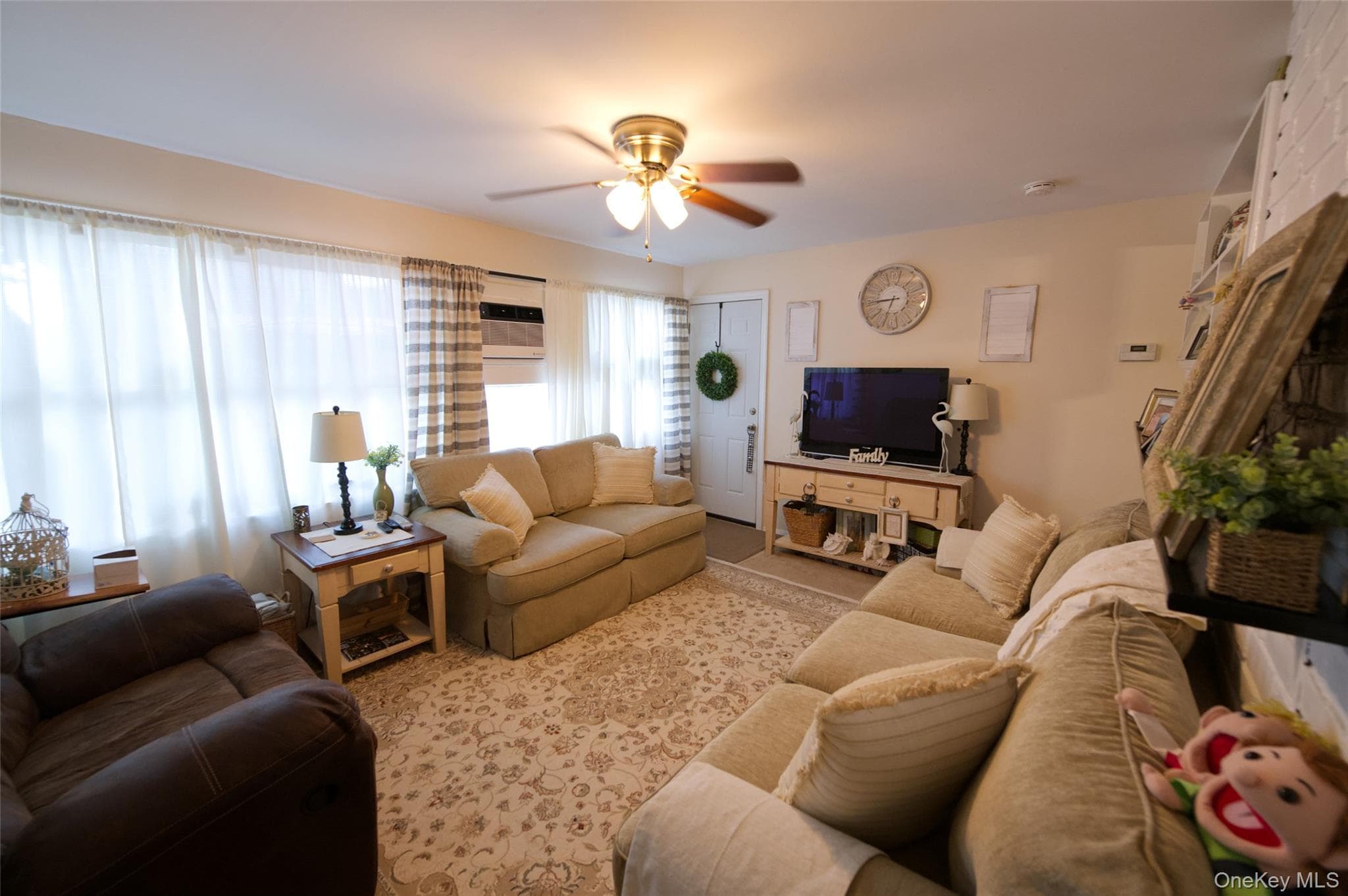 245 Sprucewood Drive thumbnail 11