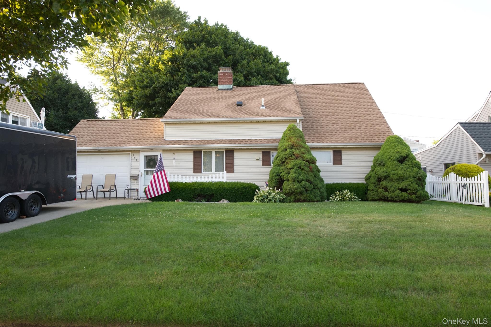 245 Sprucewood Drive photo 1