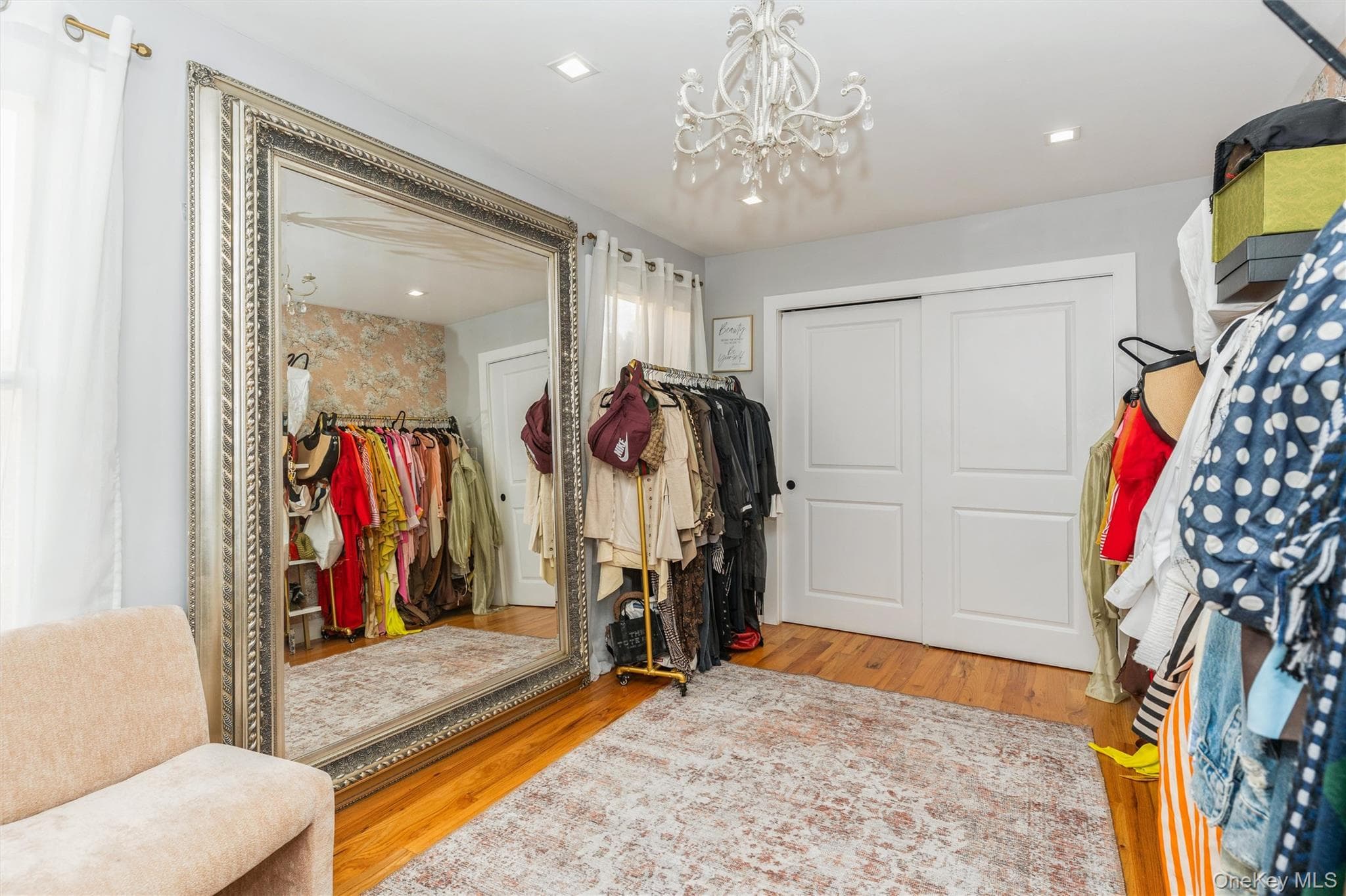 1402 Merrick Avenue thumbnail 20