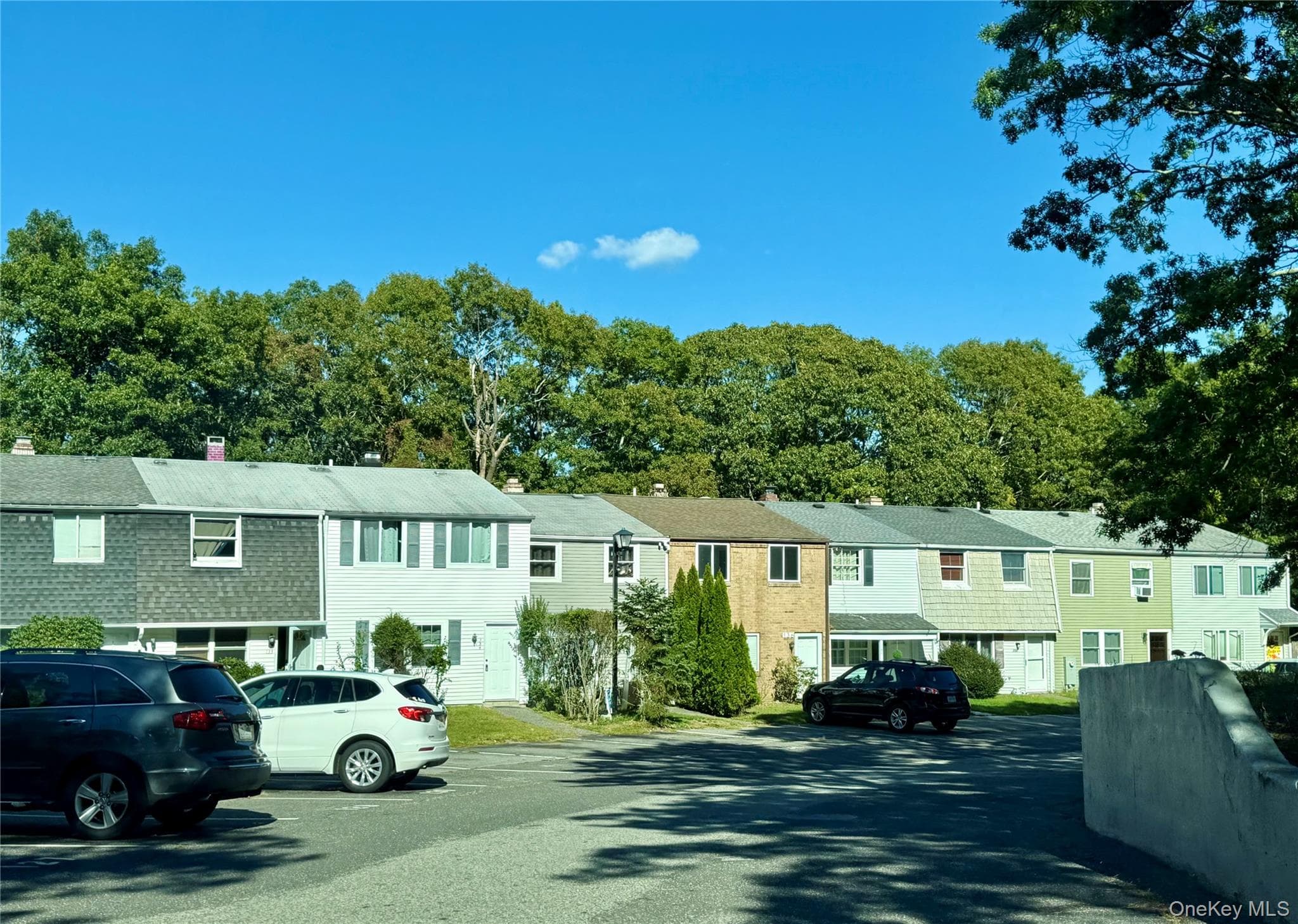 136 Hill Crescent thumbnail 3