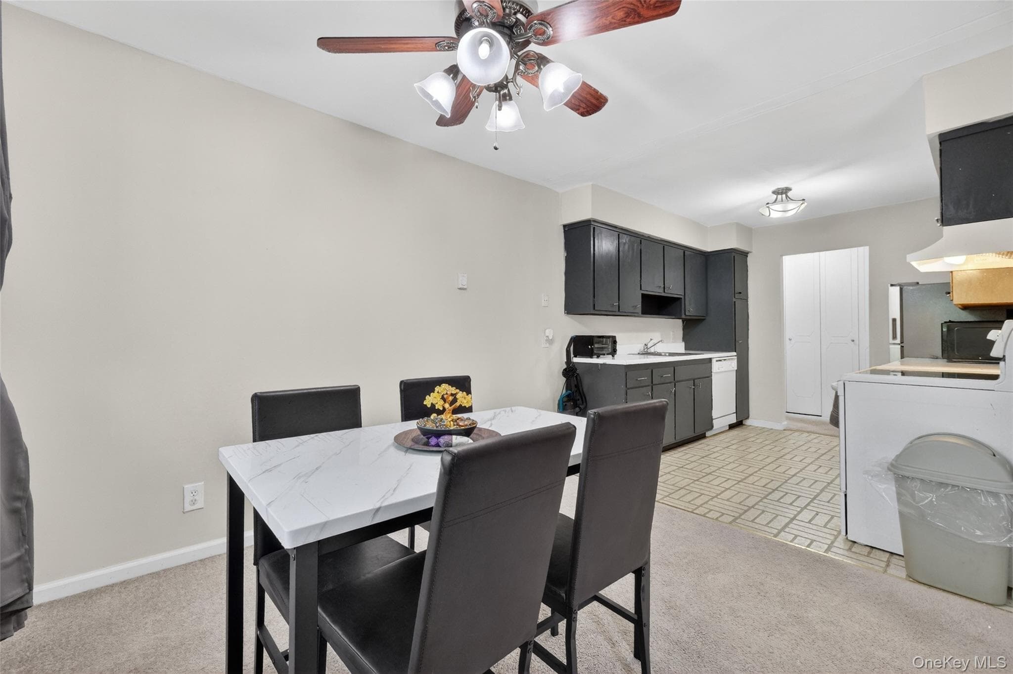 10 Oakwood Terrace Unit: 65 thumbnail 7
