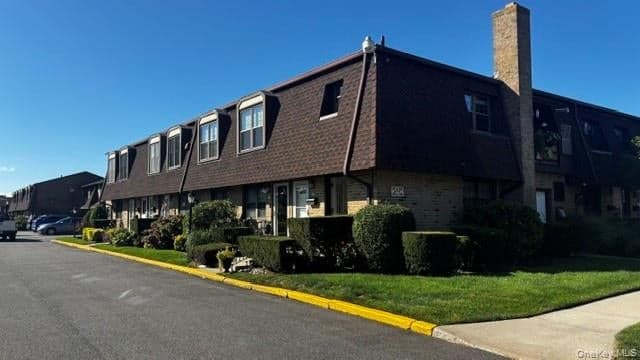 331 Mariners Way photo 1