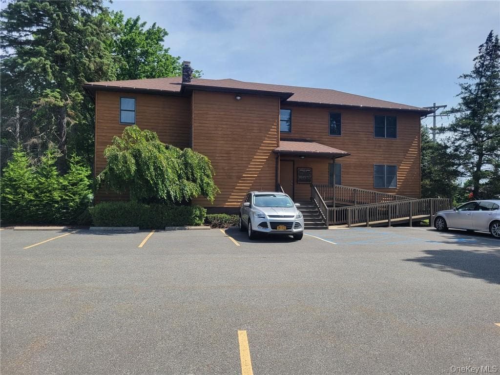 410 E Main Street, Middletown