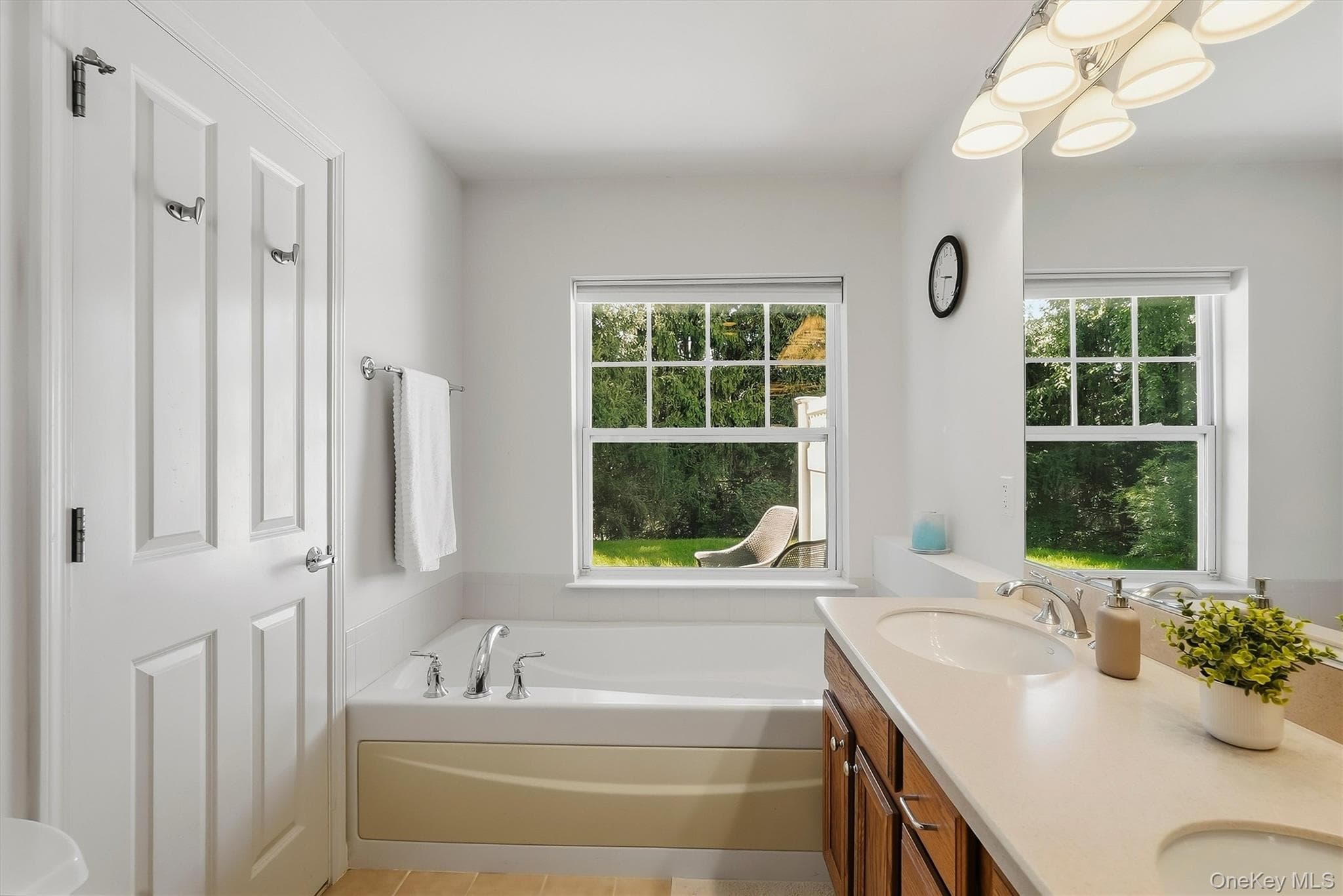 111 Highridge Court thumbnail 17