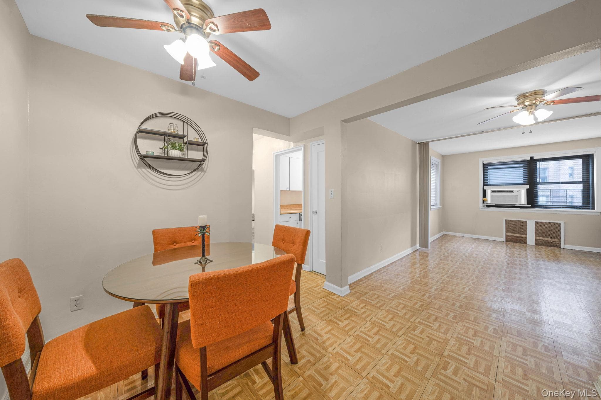 139-05 85 Drive Unit: 5E, Briarwood