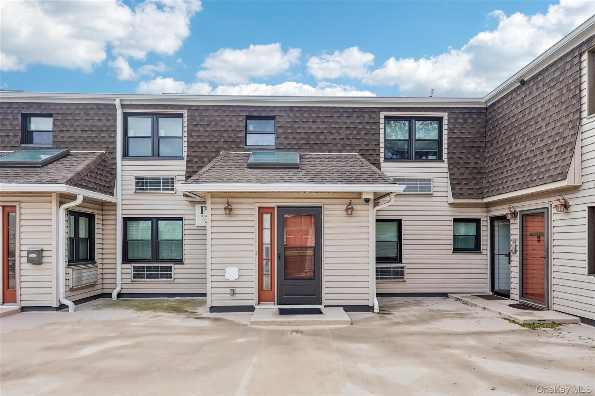 1331 Broadway Unit: P 10/11, Hewlett