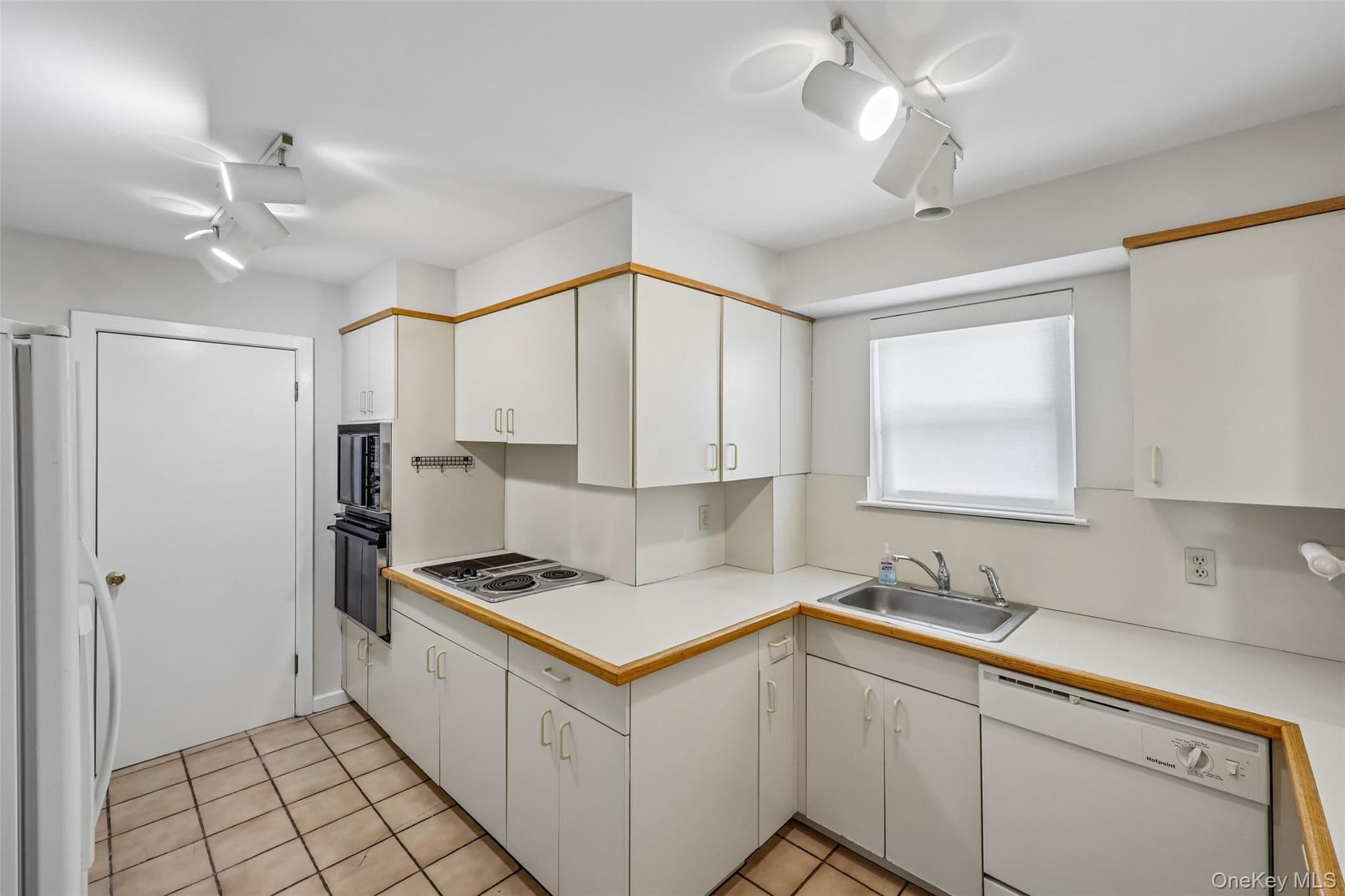 1331 Broadway Unit: P 10/11 thumbnail 15