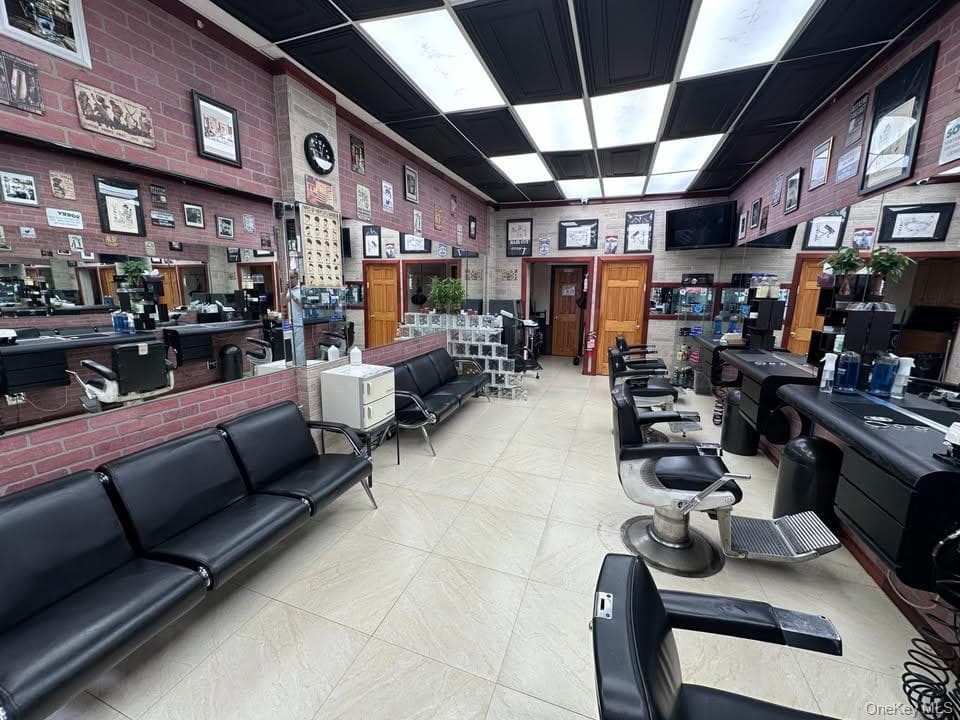 49-12 Skillman Avenue thumbnail 2