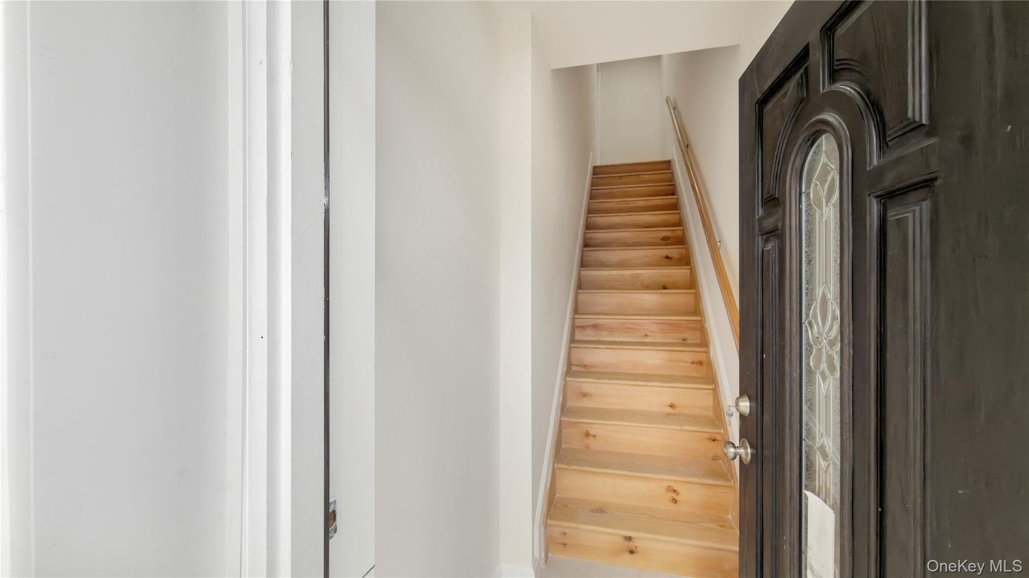 903 E 93rd Street thumbnail 23