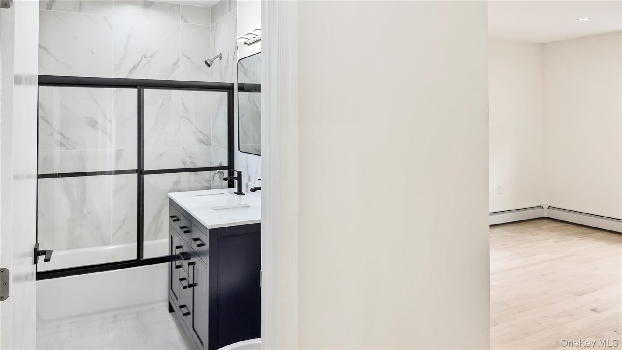 903 E 93rd Street thumbnail 15