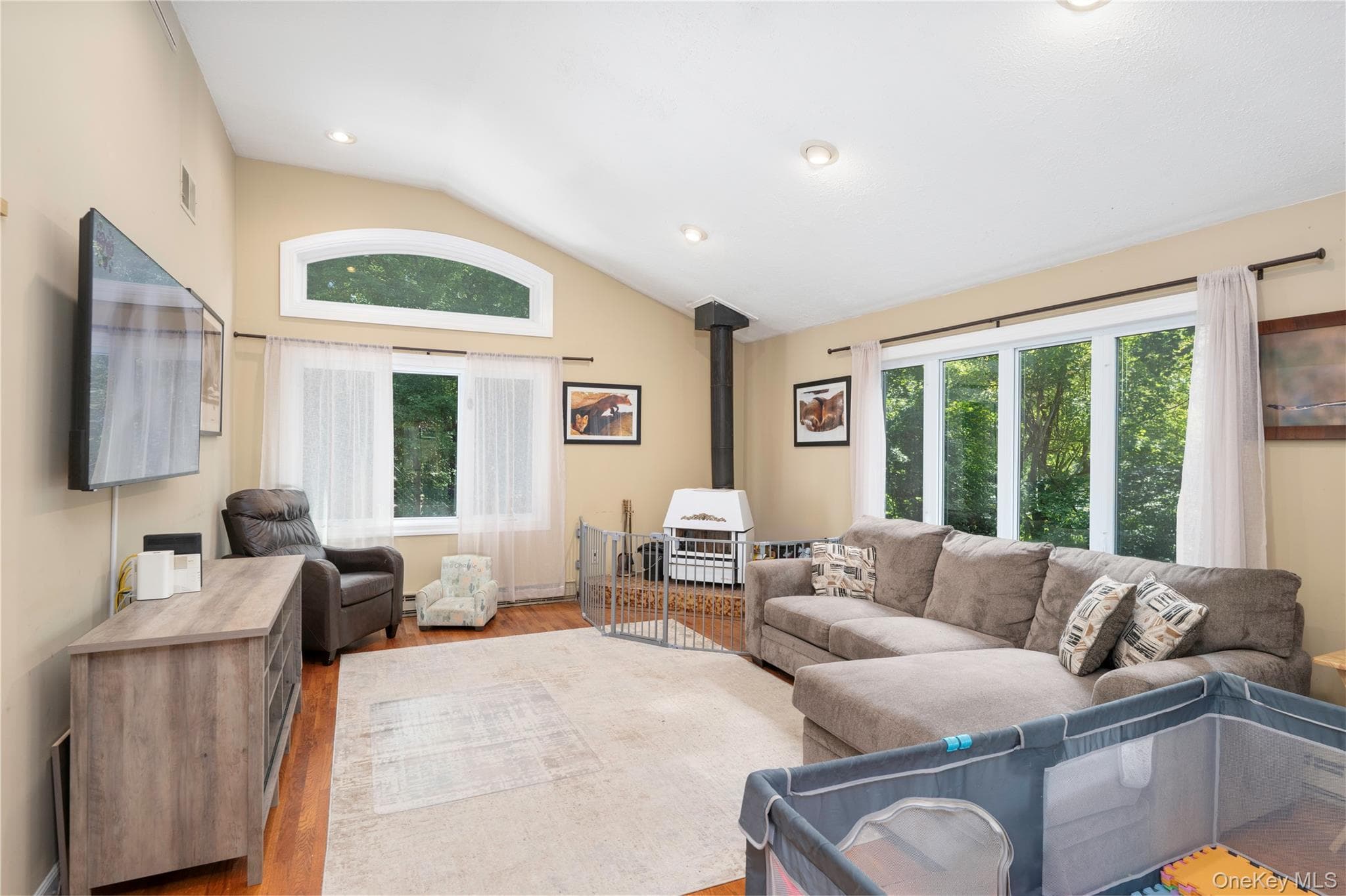 137 W Shore Drive thumbnail 8