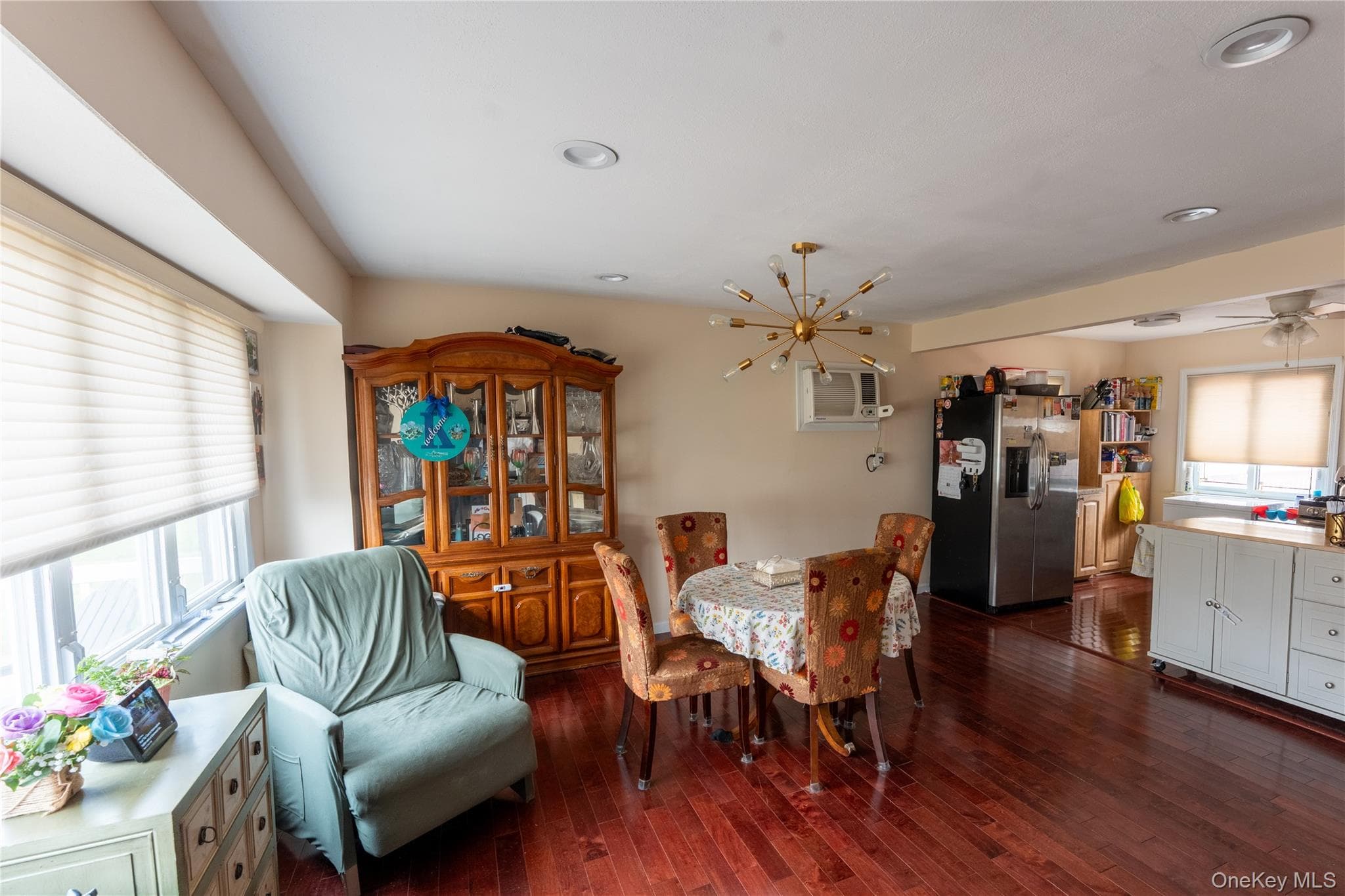 81 Montgomery Avenue thumbnail 8